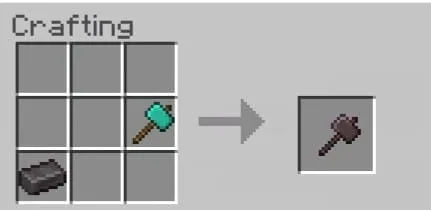 Crafting a netherite hammer