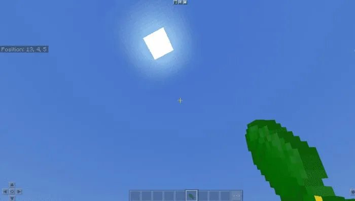 Explosive projectile in Minecraft