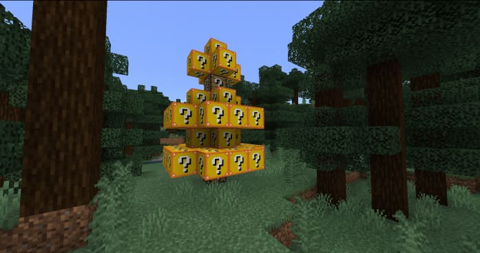 Christmas tree made of lucky blocks