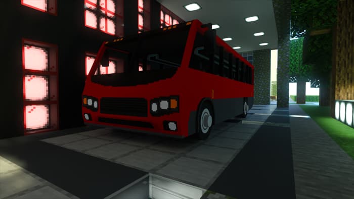 Красный микроавтобус