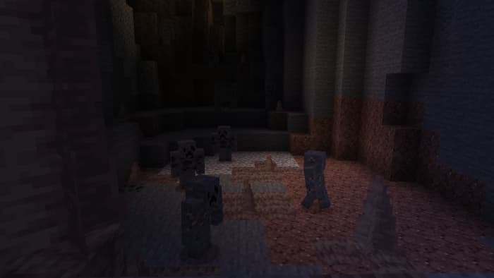 Монстры в темной пещере