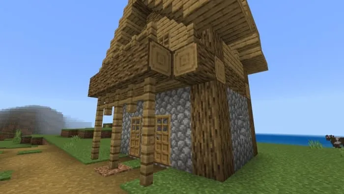 Demonstration of a house with new logs