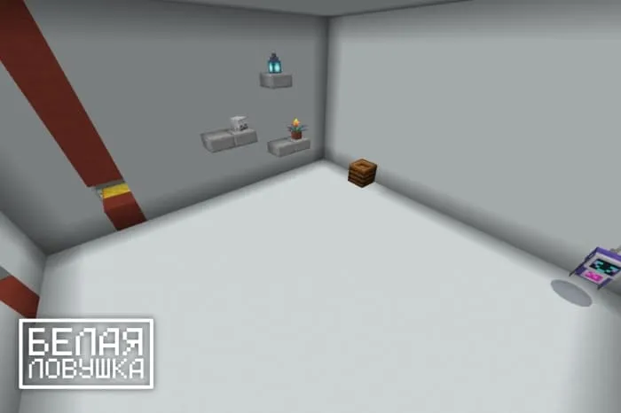 Parkour challenge in the white room from the White Trap Minecraft map